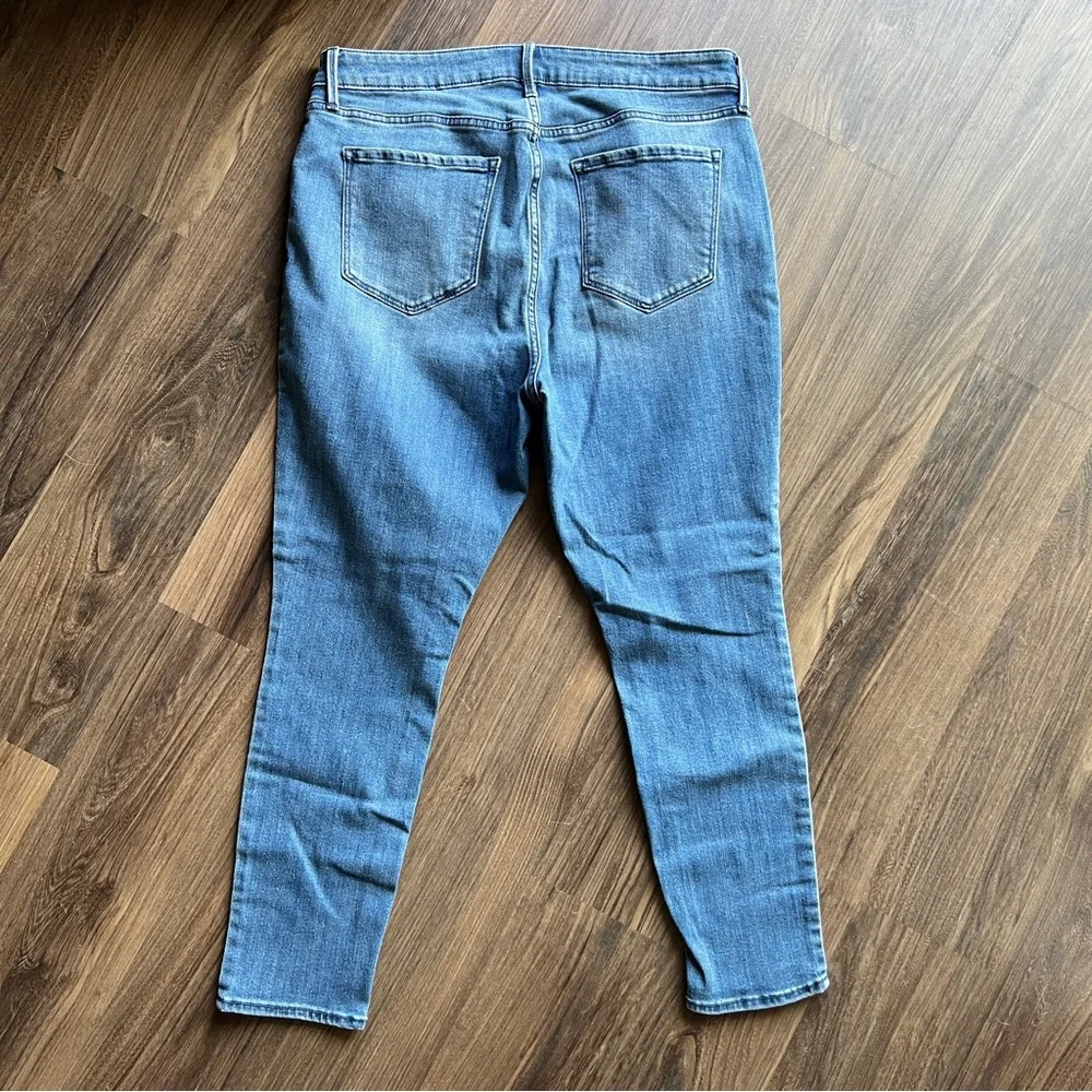 Old Navy High Rise Super Skinny Jeans Size 16 Short
